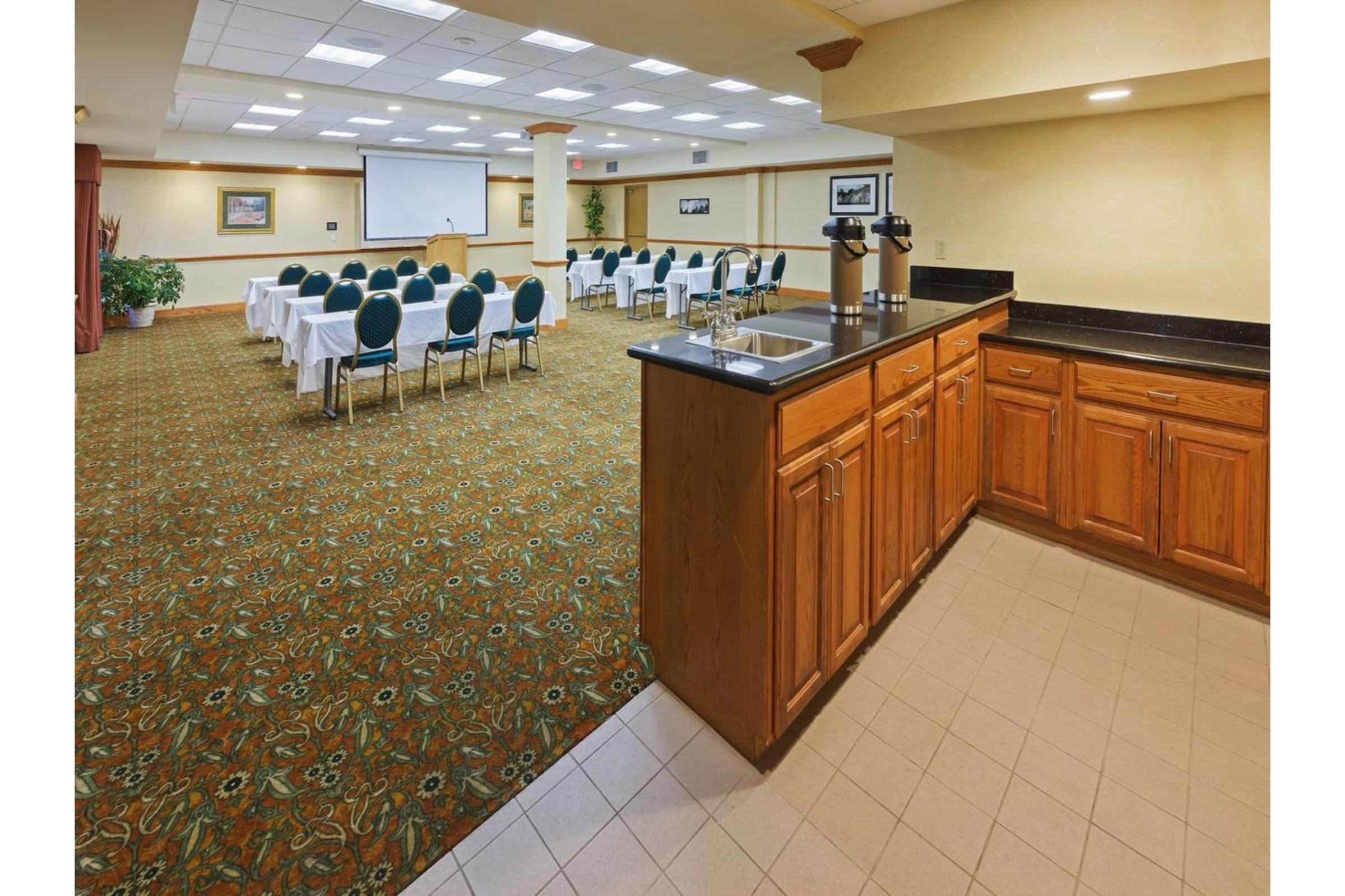 Country Inn & Suites By Radisson, Oklahoma City At Northwest Expressway, Ok المظهر الخارجي الصورة